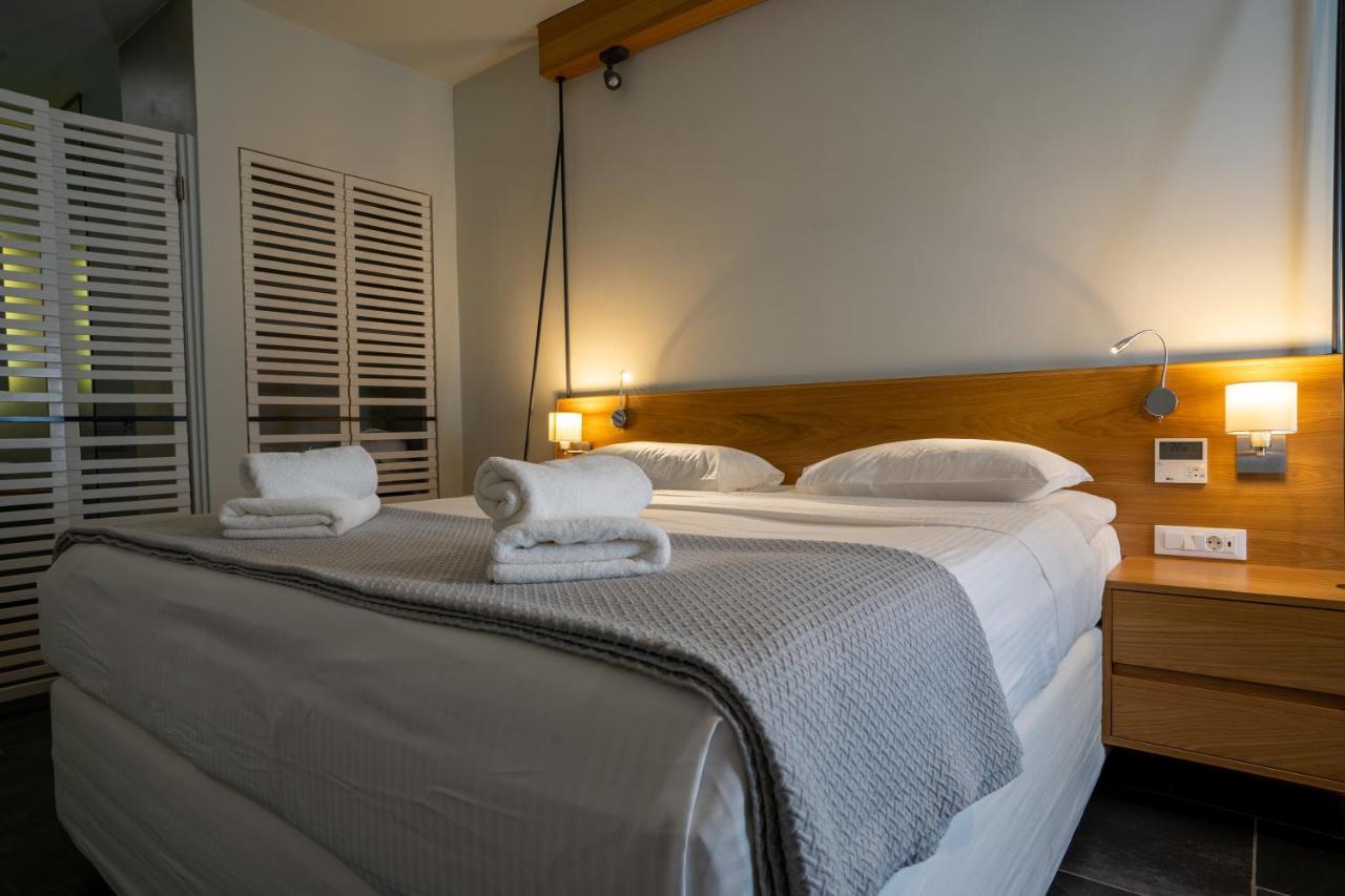 Meltemi Excelsior Suites Períssa Eksteriør bilde